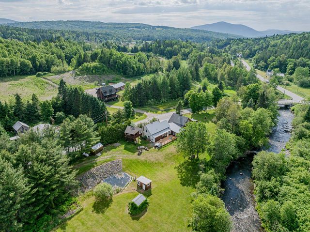 21 Bungy Road, Colebrook, NH 03576