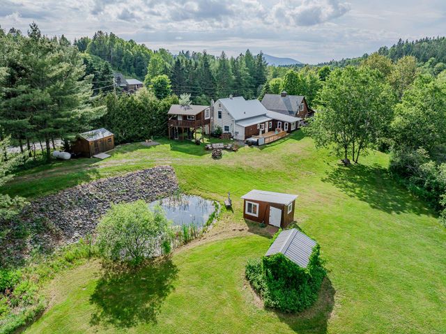 21 Bungy Road, Colebrook, NH 03576