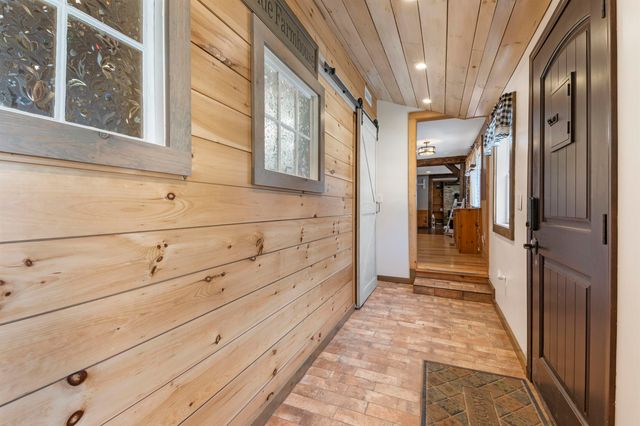 21 Bungy Road, Colebrook, NH 03576