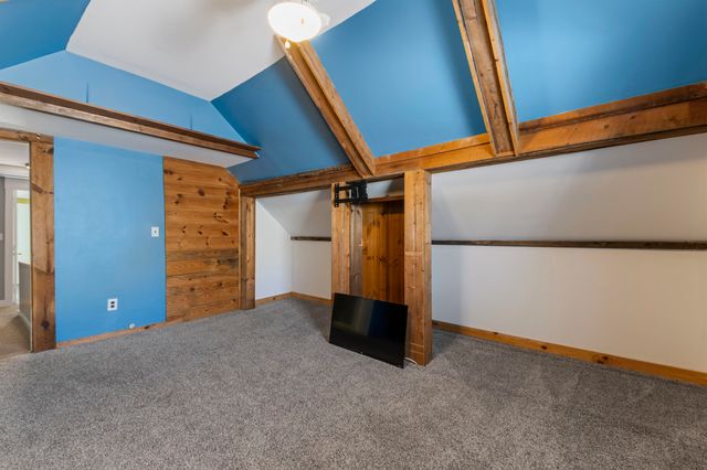 21 Bungy Road, Colebrook, NH 03576