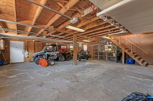 21 Bungy Road, Colebrook, NH 03576