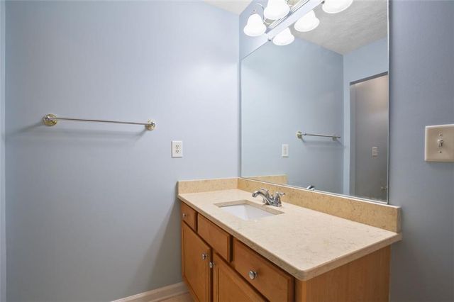 2643 WHISPERING PINES Drive, Grayson, GA 30017