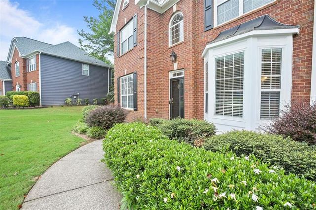 2643 WHISPERING PINES Drive, Grayson, GA 30017