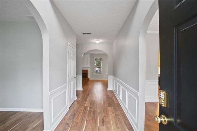 2643 WHISPERING PINES Drive, Grayson, GA 30017