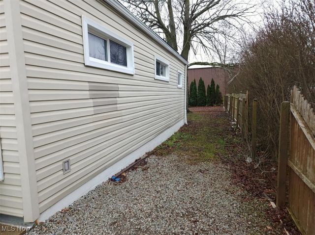 30 Medina Street, Rittman, OH 44270