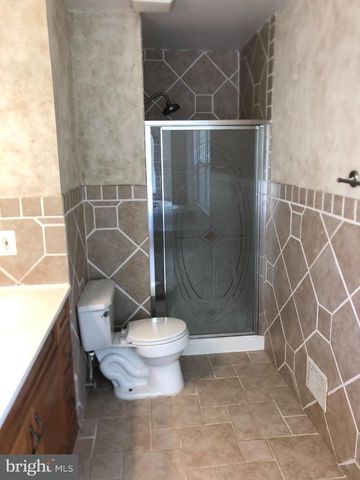 1403 SKYHAVEN CT, Herndon, VA 20170