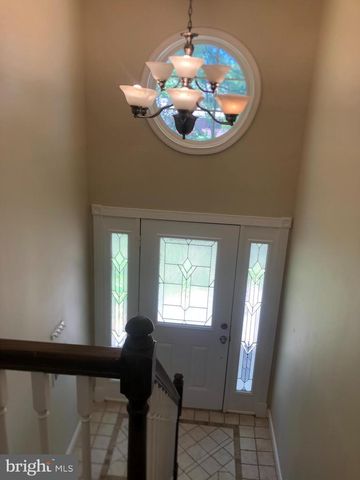 1403 SKYHAVEN CT, Herndon, VA 20170