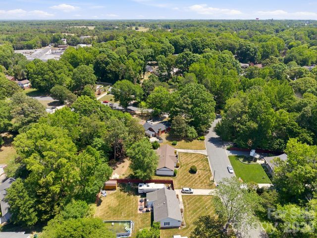 8523 Othello Place, Charlotte, NC 28227