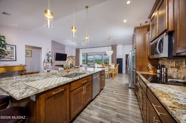 1202 W Arroyo Vista Drive, Benson, AZ 85602