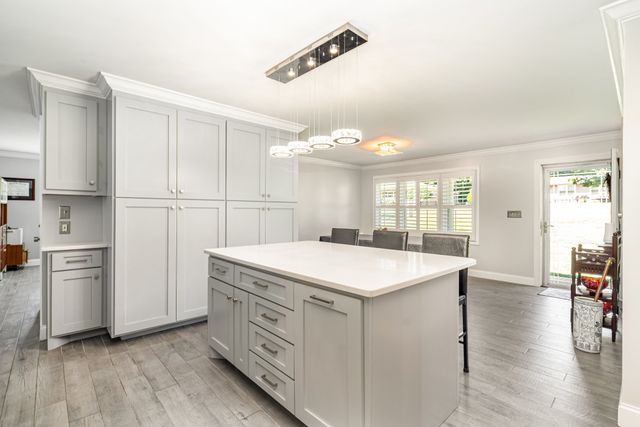 240 Green Harbor Rd, Old Hickory, TN 37138