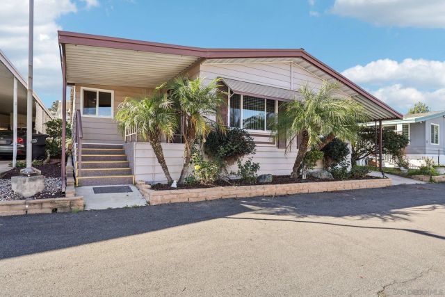 275 S Worthington St 14, Spring Valley, CA 91977