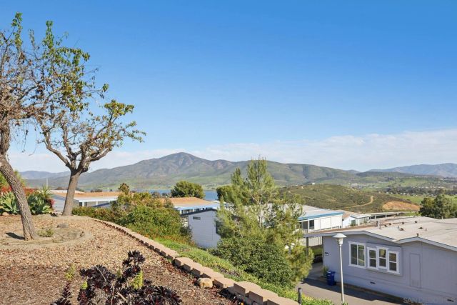 275 S Worthington St 14, Spring Valley, CA 91977