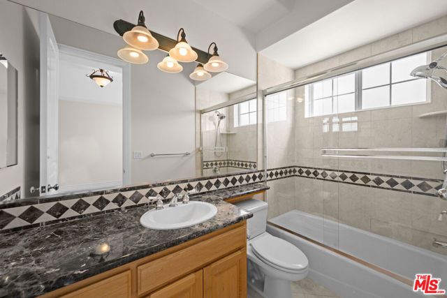 1756 Ruhland Avenue, Manhattan Beach, CA 90266