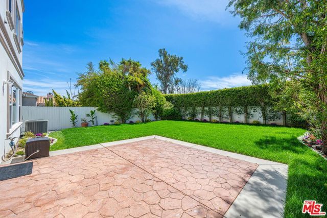 1756 Ruhland Avenue, Manhattan Beach, CA 90266