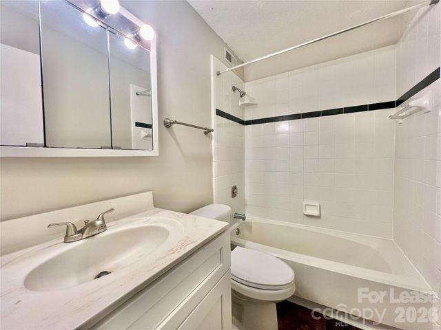 2901 Heathstead Place I, Charlotte, NC 28210
