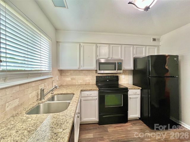 2901 Heathstead Place I, Charlotte, NC 28210