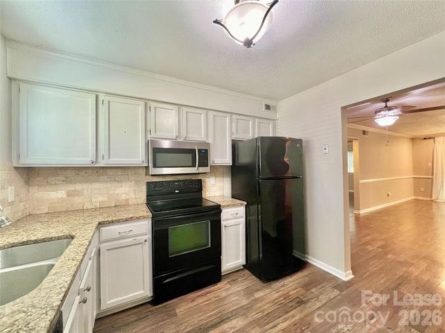 2901 Heathstead Place I, Charlotte, NC 28210