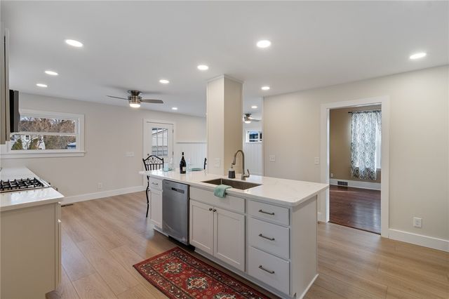 211 South West Street, Geneva City, NY 14456