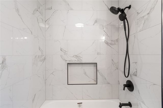 211 South West Street, Geneva City, NY 14456