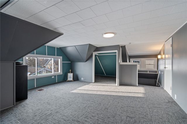 211 South West Street, Geneva City, NY 14456