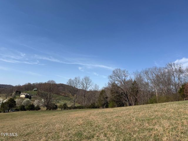 1578 Hunting Hill Road, Bluff City, TN 37618