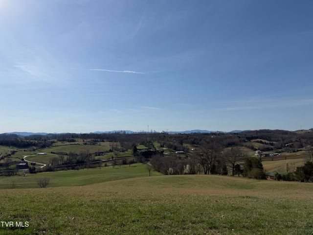 1578 Hunting Hill Road, Bluff City, TN 37618