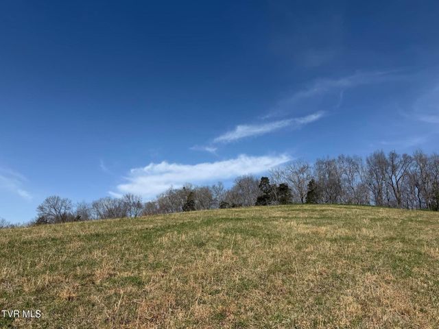 1578 Hunting Hill Road, Bluff City, TN 37618