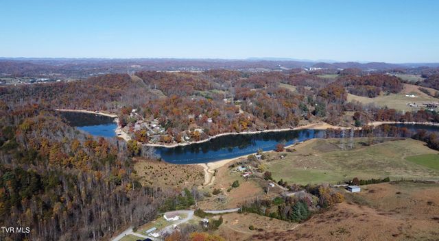 1578 Hunting Hill Road, Bluff City, TN 37618