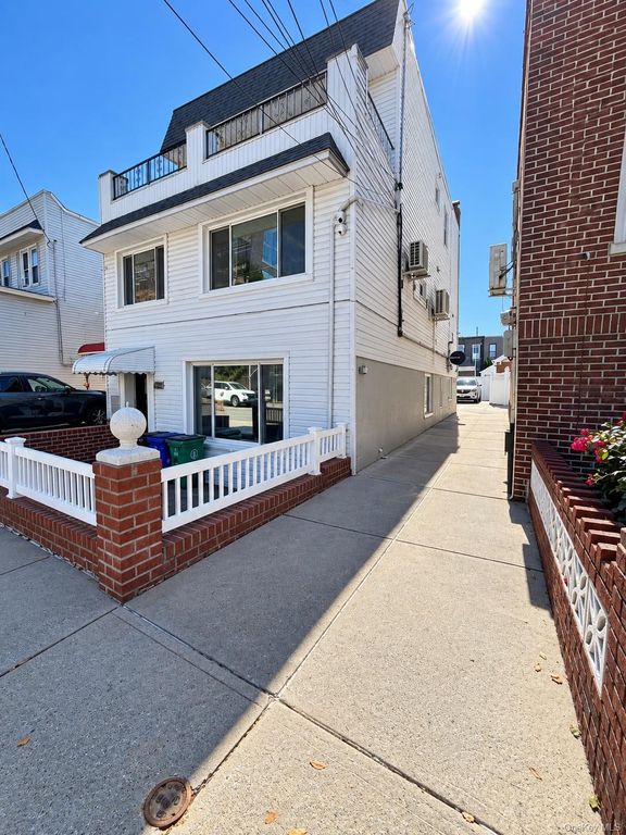 79-34 68th Avenue, Middle Village, NY 11379 — photo 2