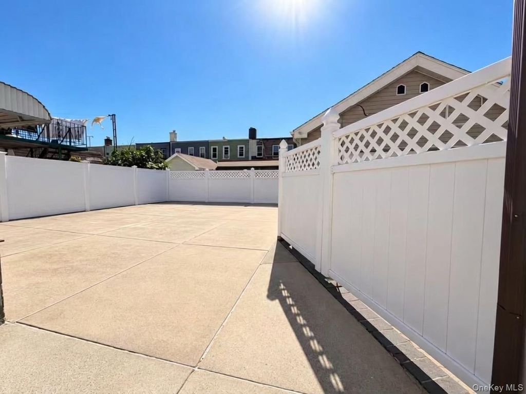 79-34 68th Avenue, Middle Village, NY 11379 — photo 3