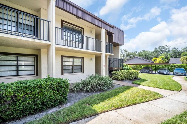 2400 WINDING CREEK BOULEVARD 18-105, Clearwater, FL 33761