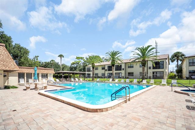2400 WINDING CREEK BOULEVARD 18-105, Clearwater, FL 33761
