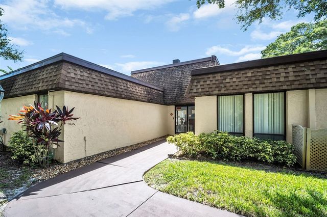 2400 WINDING CREEK BOULEVARD 18-105, Clearwater, FL 33761