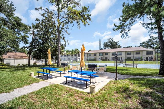 2400 WINDING CREEK BOULEVARD 18-105, Clearwater, FL 33761