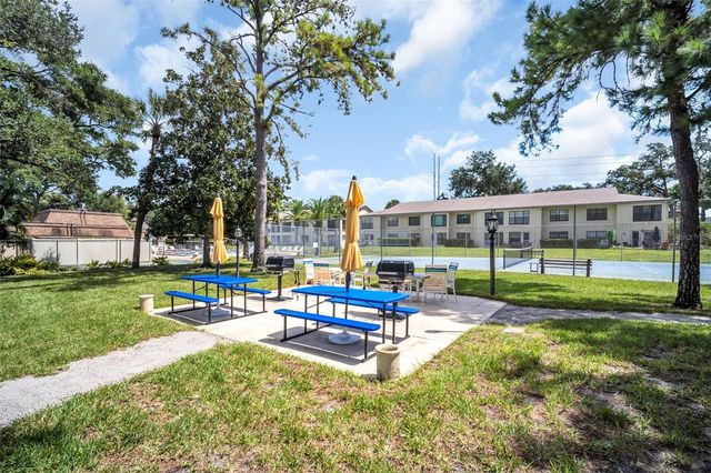 2400 WINDING CREEK BOULEVARD 18-105, Clearwater, FL 33761