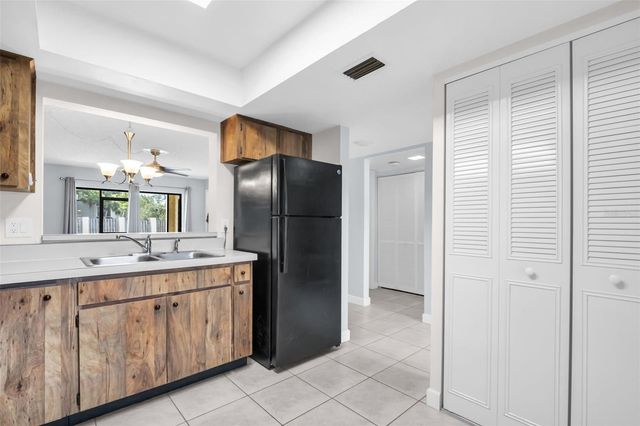 2400 WINDING CREEK BOULEVARD 18-105, Clearwater, FL 33761