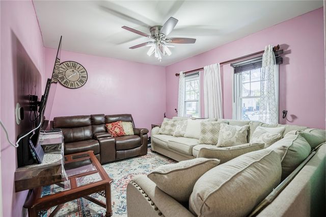 52 Clayton Street, Rochester, NY 14612