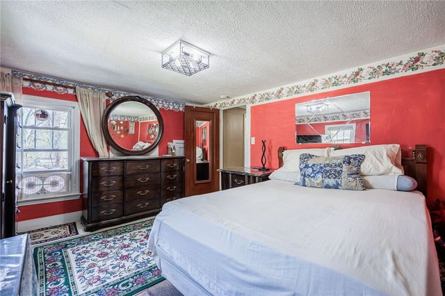 52 Clayton Street, Rochester, NY 14612