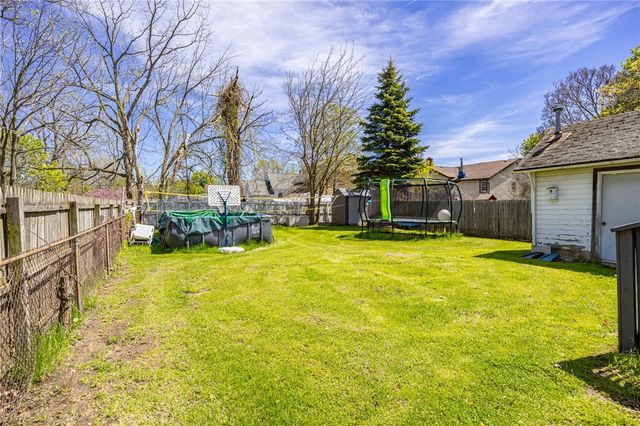 52 Clayton Street, Rochester, NY 14612