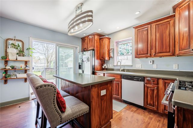 52 Clayton Street, Rochester, NY 14612