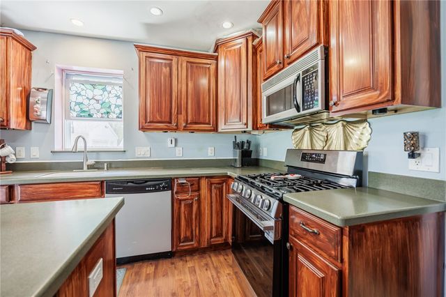 52 Clayton Street, Rochester, NY 14612