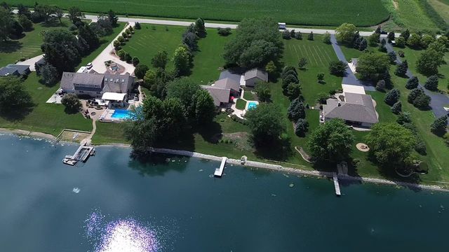 22601 S Spencer Road, New Lenox, IL 60451