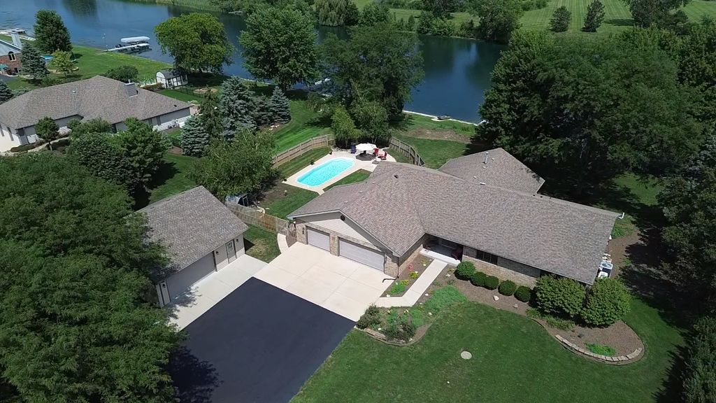 22601 S Spencer Road, New Lenox, IL 60451