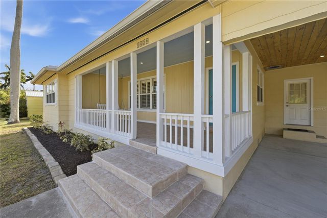 1420 MARAVILLA AVENUE, Fort Myers, FL 33901