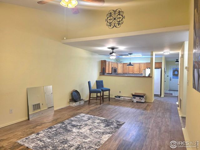 706 Daniels St, Brush, CO 80723