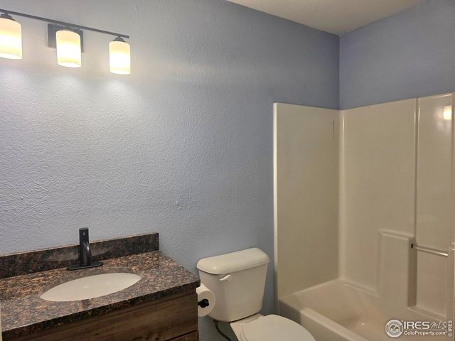 706 Daniels St, Brush, CO 80723