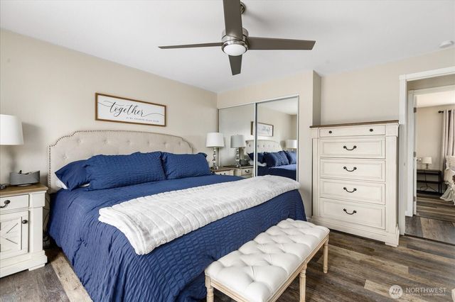 554 NW Fairhaven Drive, Oak Harbor, WA 98277