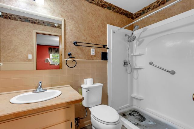 6147 S Lulu Ave, Wichita, KS 67216