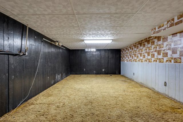 6147 S Lulu Ave, Wichita, KS 67216