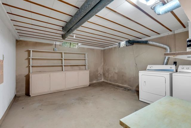 6147 S Lulu Ave, Wichita, KS 67216